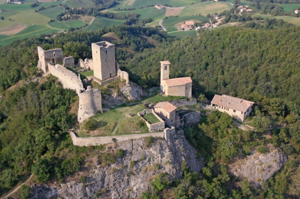 Castello-di-Carpineti-BORGODELBALSAMICO